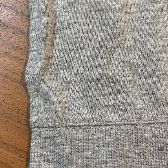 LAST CHANCE - Alo Long Sleeve Tunic - Picture 8 of 8